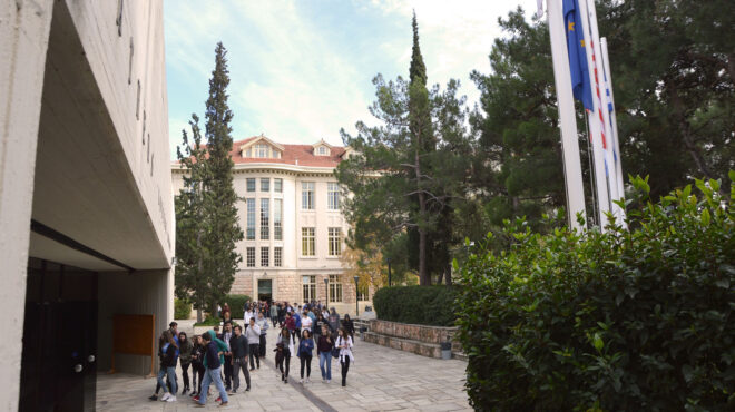 ενας-αιώνας-πολύπλευρης-προσφοράς-το-563867848