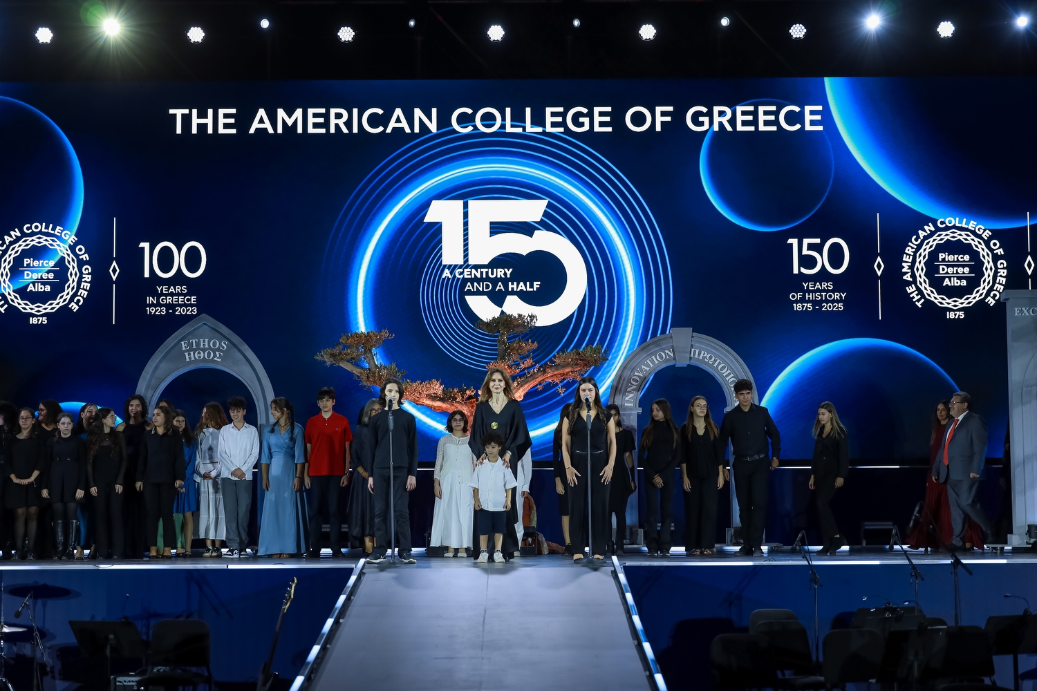 150 κεριά για το Αμερικανικό Κολλέγιο Ελλάδος, επέτειος για Pierce, Deree και Alba-3