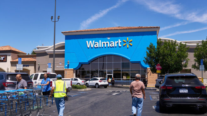η-walmart-αύξησε-τον-κατώτατο-μισθό-και-εκτόξ-563875534
