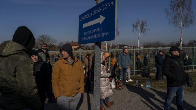 η-απότομη-εισροή-νέων-ουκρανών-προσφύ-563891704
