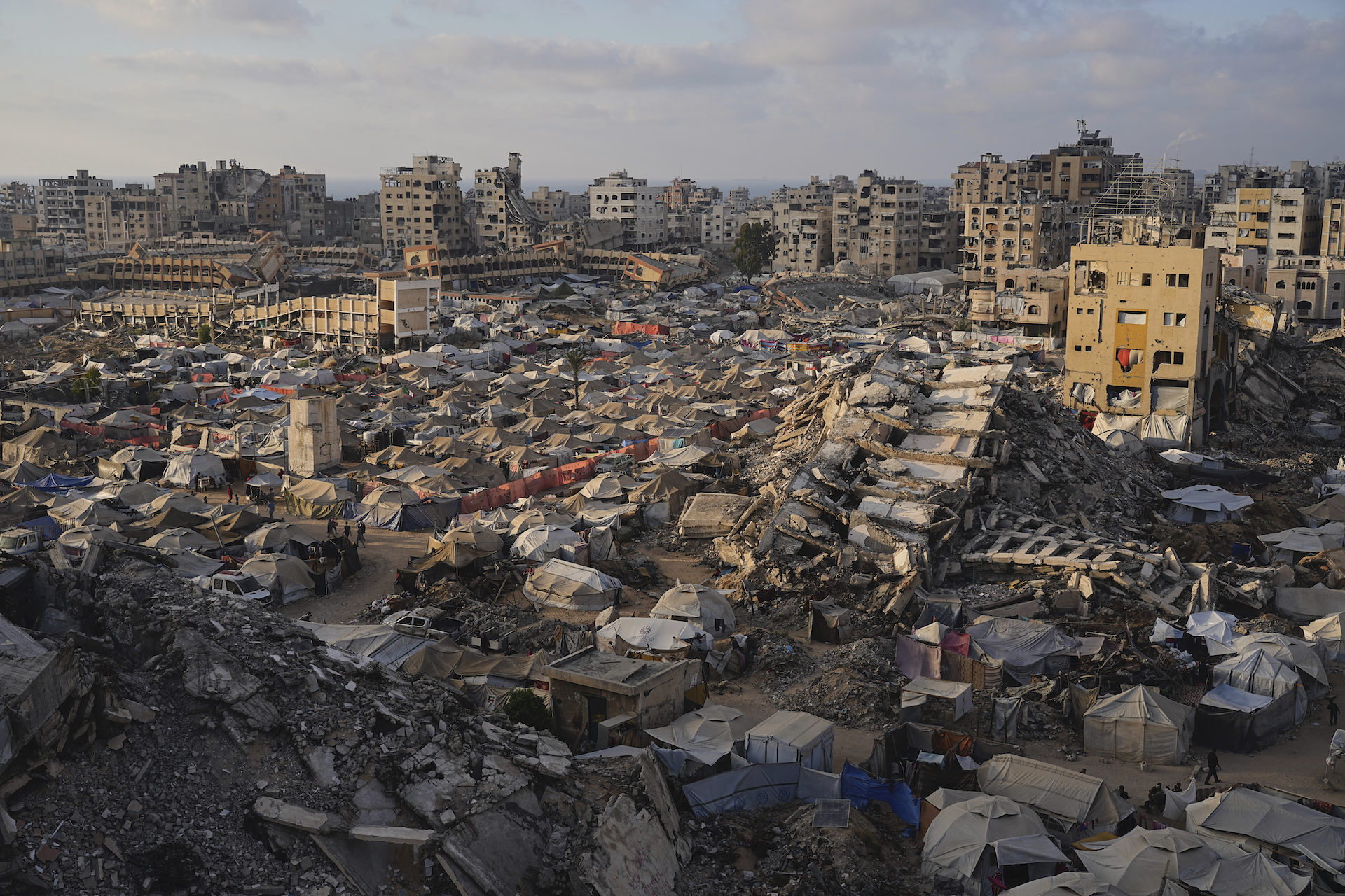 Τι έχει απομείνει όρθιο στη Γάζα-1