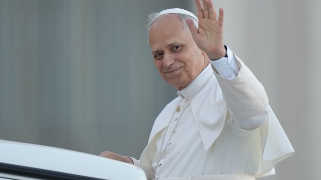 πάπας-λέων-οχυρό-πολιτισμού-τα-πρακ-563857660