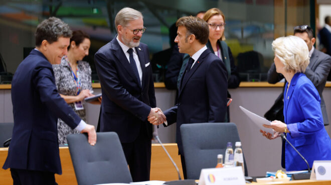 ε-ε-το-παρασκήνιο-και-τα-απόνερα-του-να-563885704