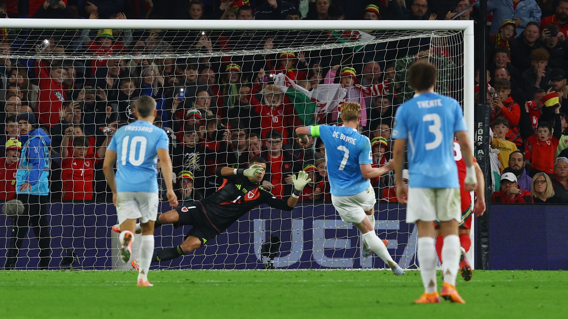 Κέβιν Ντε Μπρόινε: Ενας μαέστρος με ανεξάντλητο ρεπερτόριο-2