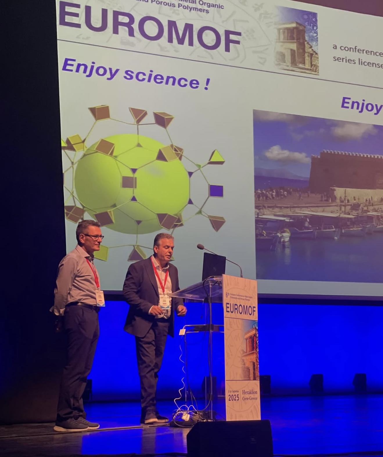 «Τους είπα “ήρθε η ώρα να βραβευθείτε με Νόμπελ” και εκείνοι χαμογέλασαν»-3