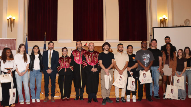 φοιτητές-απ-όλο-τον-κόσμο-στο-πρώτο-π-563860057