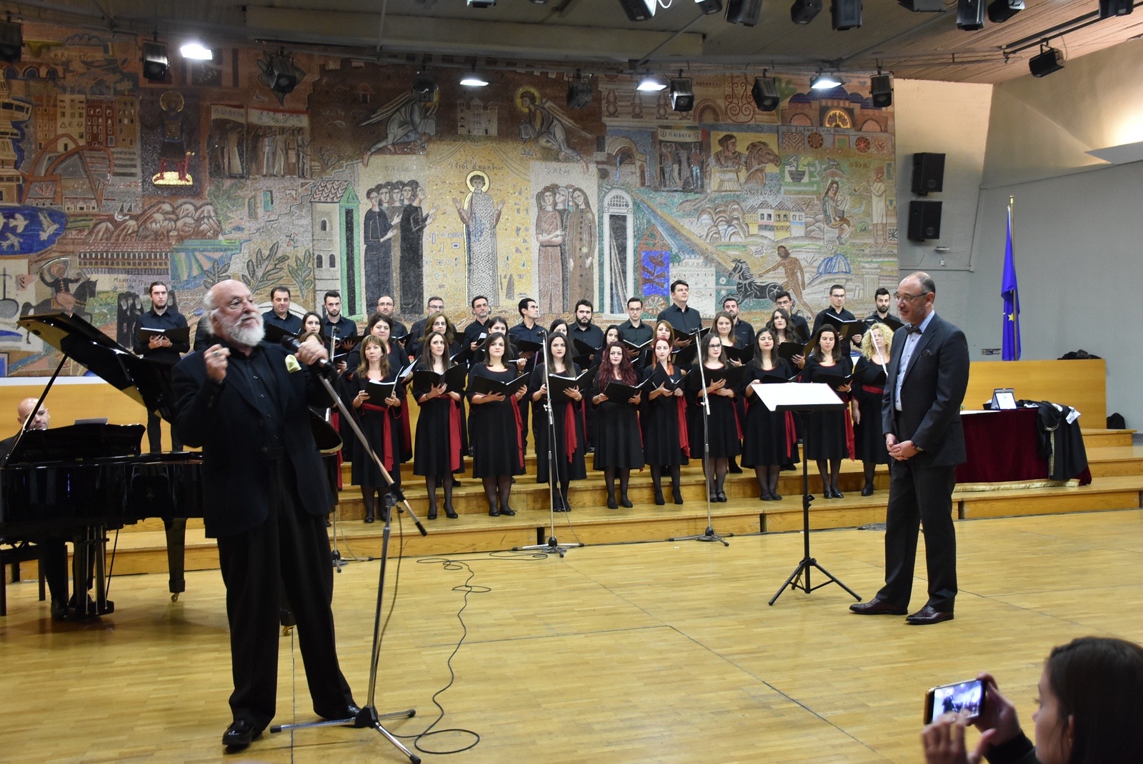 Οταν ο Σαββόπουλος ανακηρύχθηκε Επίτιμος Διδάκτορας στο Αριστοτέλειο-4