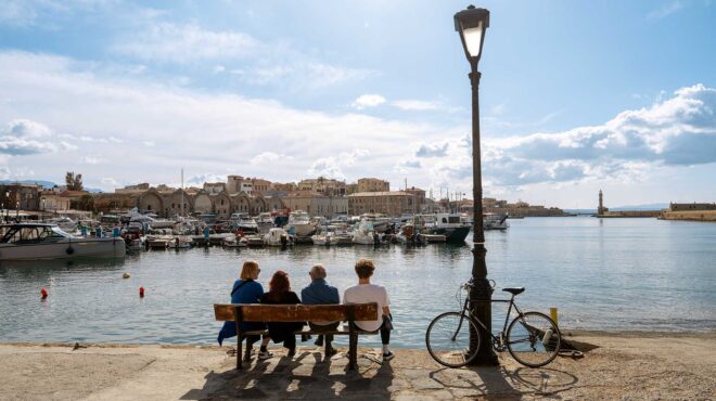 στα-χανιά-για-τα-τελευταία-μπάνια-της-χ-563843761