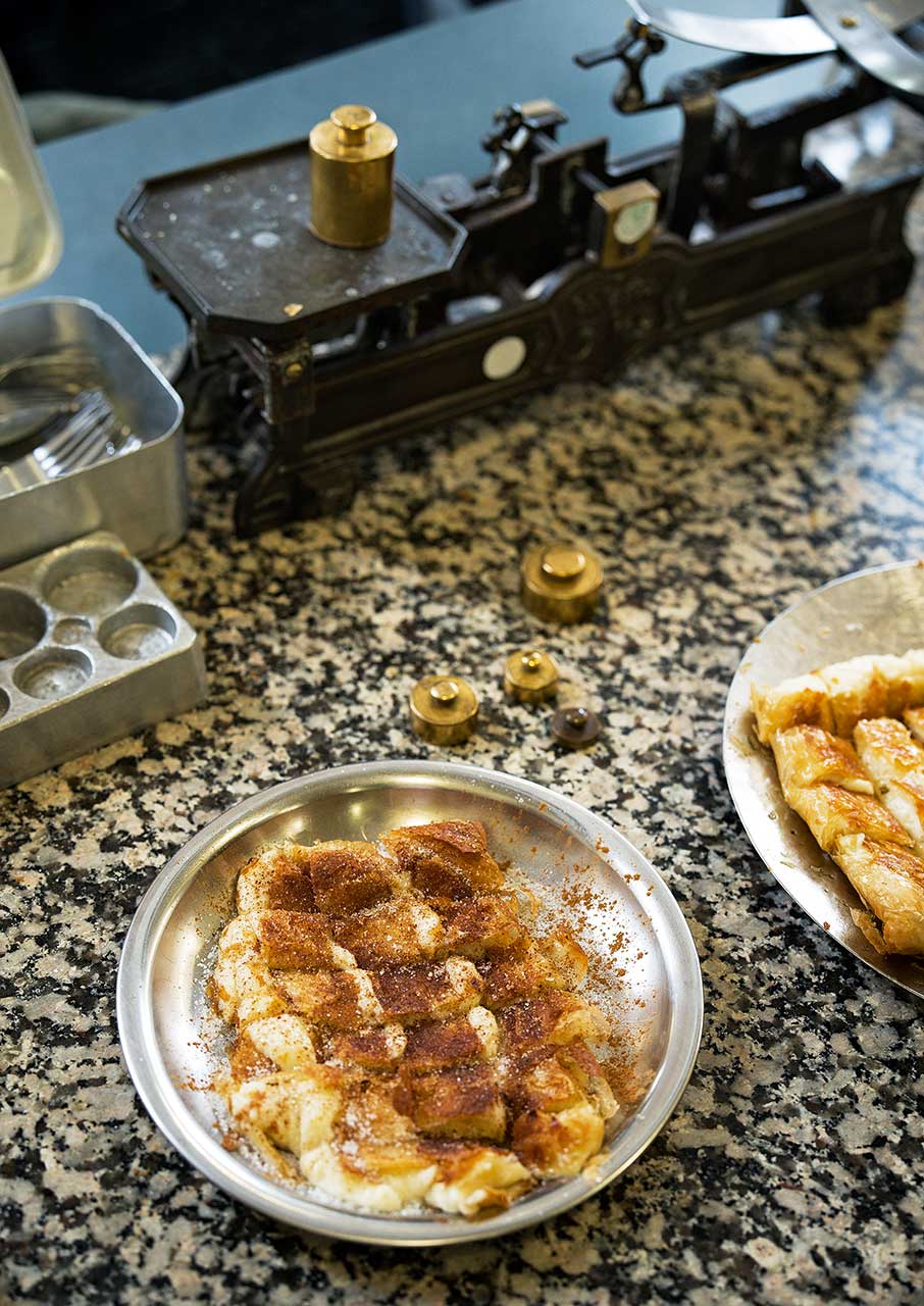 Στα Χανιά, για τα τελευταία μπάνια της χρονιάς-4