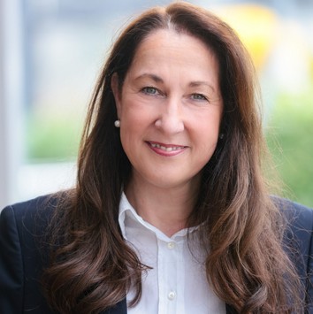 Δήμαρχος εντοπίστηκε μαχαιρωμένη στη Γερμανία – Σε κρίσιμη κατάσταση-2