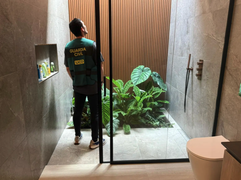 Εξαρθρώθηκε το κολομβιανό καρτέλ που γέμιζε την Ευρώπη κοκαΐνη – Ο «Black Jack», η λογίστρια και τα 700 εκατ. κρύπτο-2