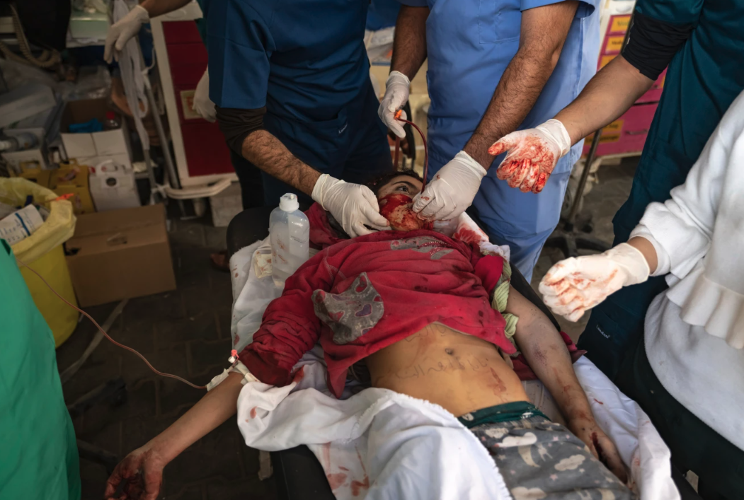 Γάζα: Η φρίκη του πολέμου μέσα από τον φακό μιας φωτορεπόρτερ του AP-4