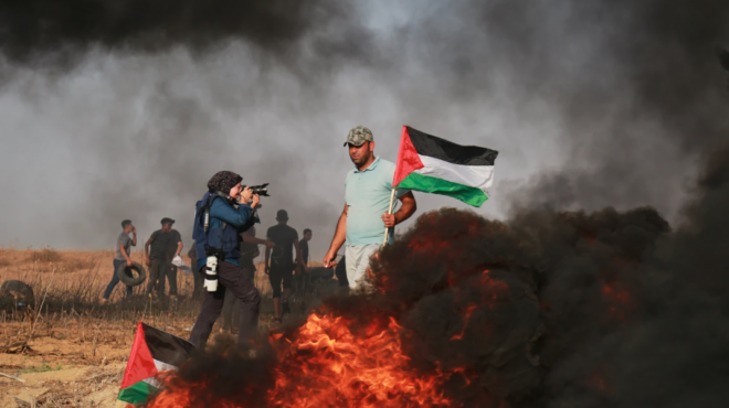 γάζα-η-φρίκη-του-πολέμου-μέσα-από-τον-φ-563860261