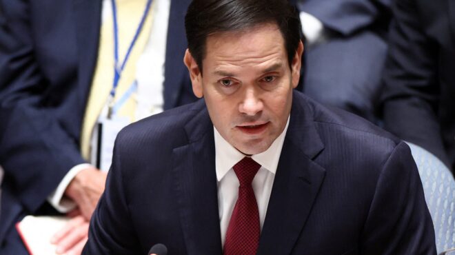 ο-ρούμπιο-υποσχέθηκε-να-παραδώσει-πλη-563876533