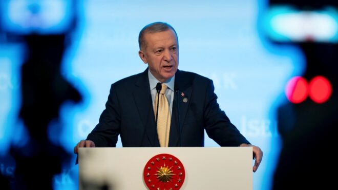 η-ισπανία-επιλέγει-αγκυρα-563890369