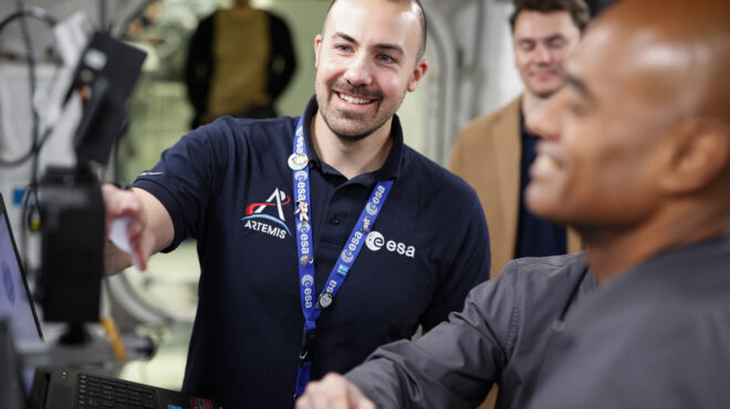 επάγγελμα-εκπαιδευτής-αστροναυτών-563858539