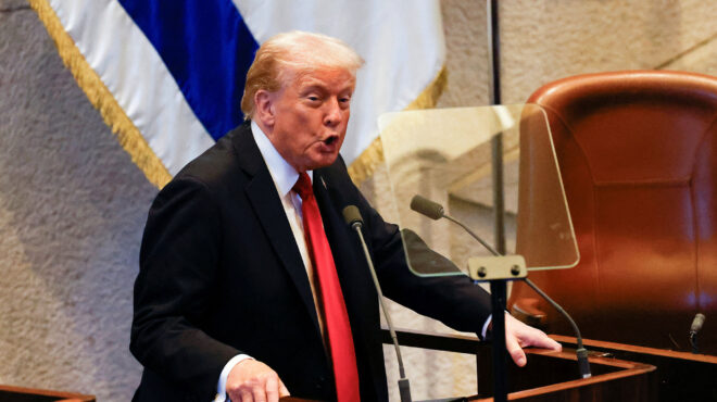 τα-140-λεπτά-αποθέωσης-του-τραμπ-στην-κ-563864245