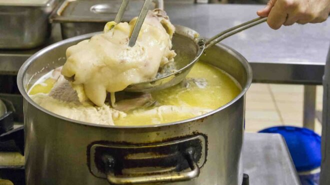 ο-πατσάς-του-τσαρούχα-είναι-κληρονομι-563889613