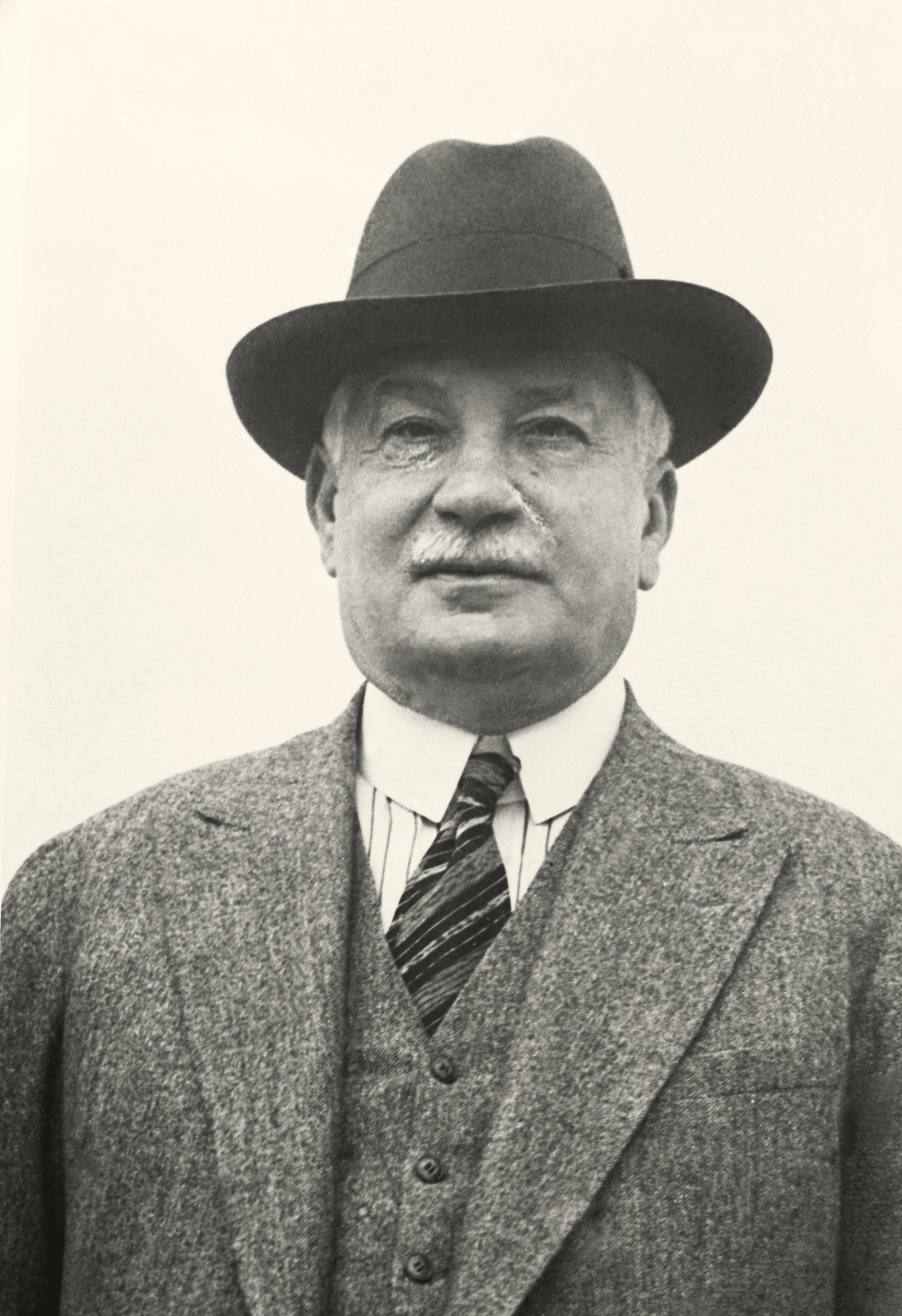 Θεμιστοκλής Σοφούλης – Ο κεντρώος πρωθυπουργός-7