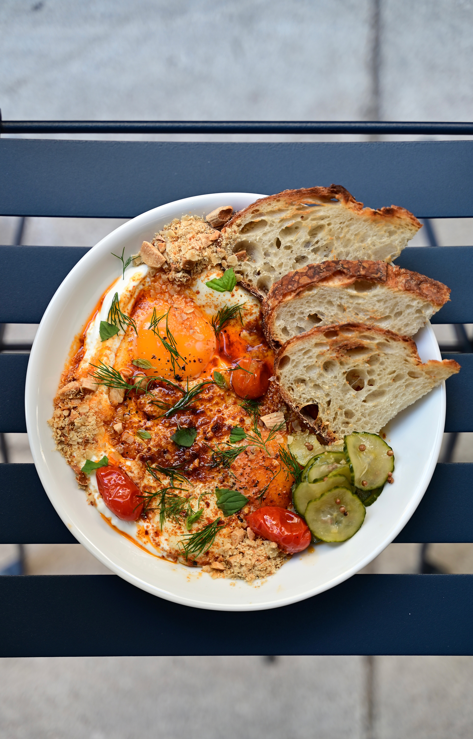 Ποιος είπε ότι μια αλυσίδα δεν μπορεί να γίνει το café της γειτονιάς;-5