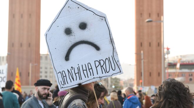 ψάχνουν-αντίδοτο-στο-έλλειμμα-900-000-κατοι-563874754