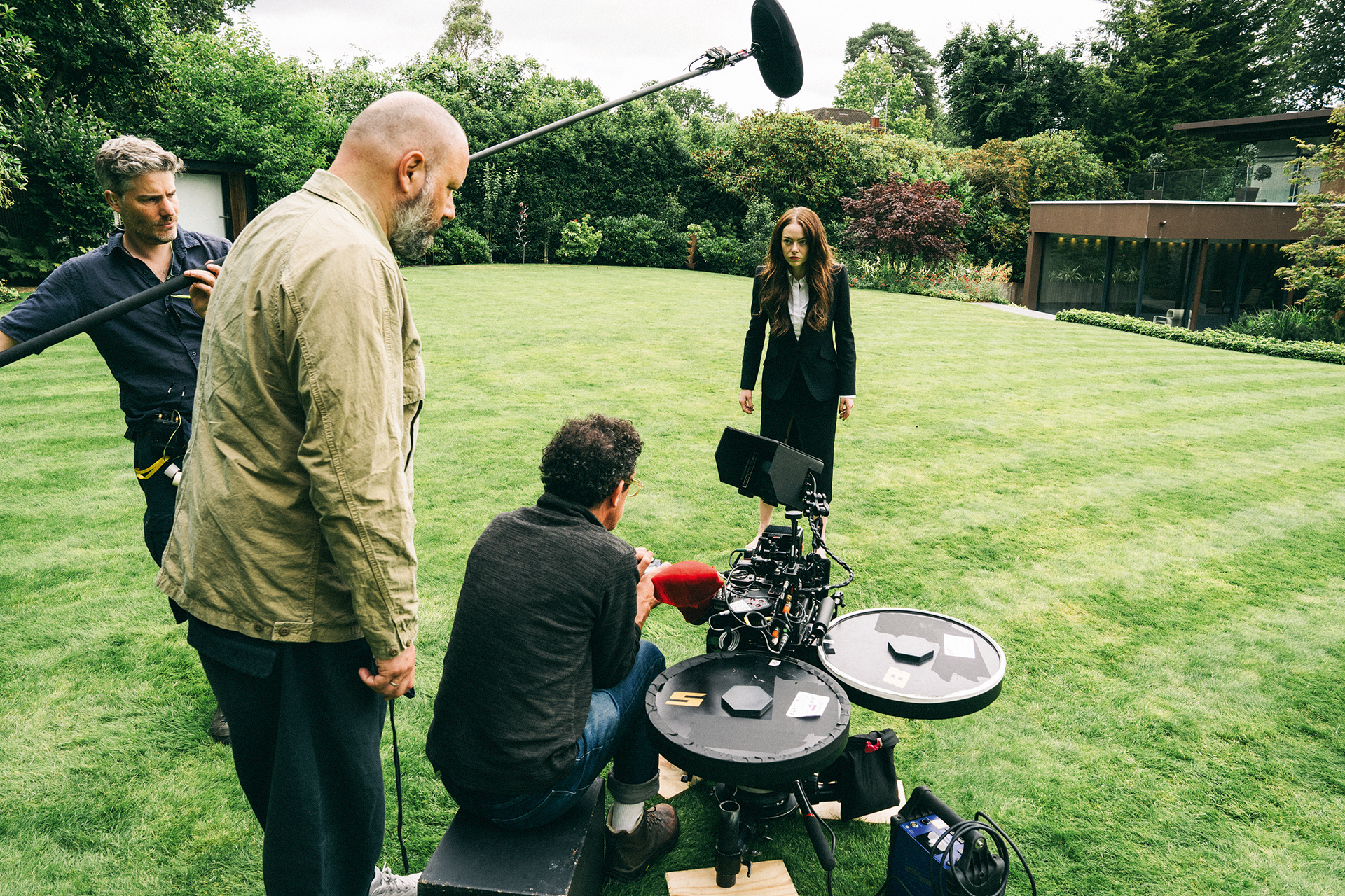 Γιώργος Λάνθιμος στην «Κ»: Οι άνθρωποι ζουν σε «φούσκες»-1