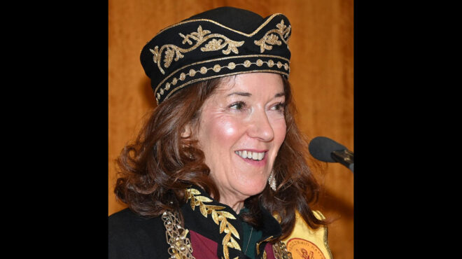 επίτιμη-διδάκτωρ-του-πανεπιστημίου-π-563872858