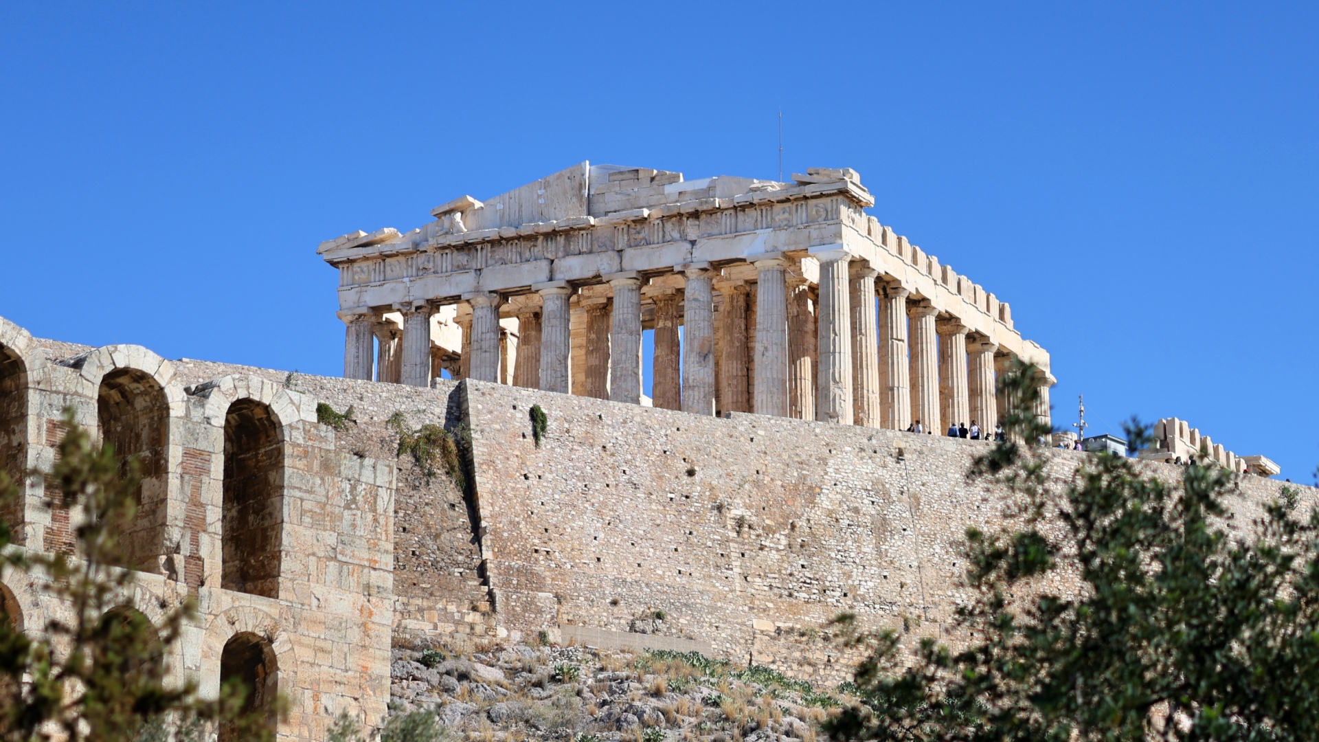 Ο Παρθενώνας «ελεύθερος» από σκαλωσιές – «Μοιάζει σαν να καθάρισε ο ουρανός»-3