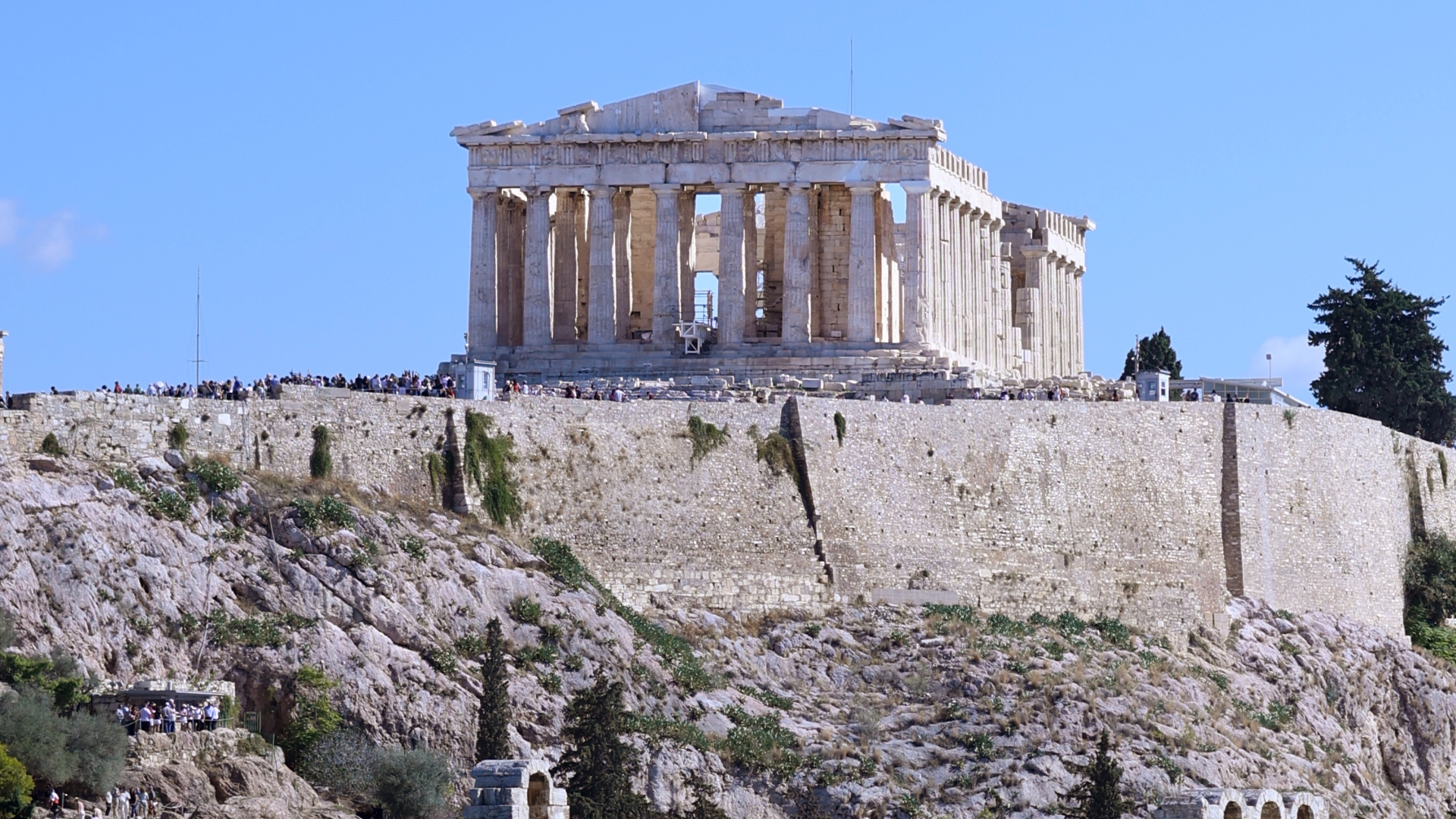 Ο Παρθενώνας «ελεύθερος» από σκαλωσιές – «Μοιάζει σαν να καθάρισε ο ουρανός»-4