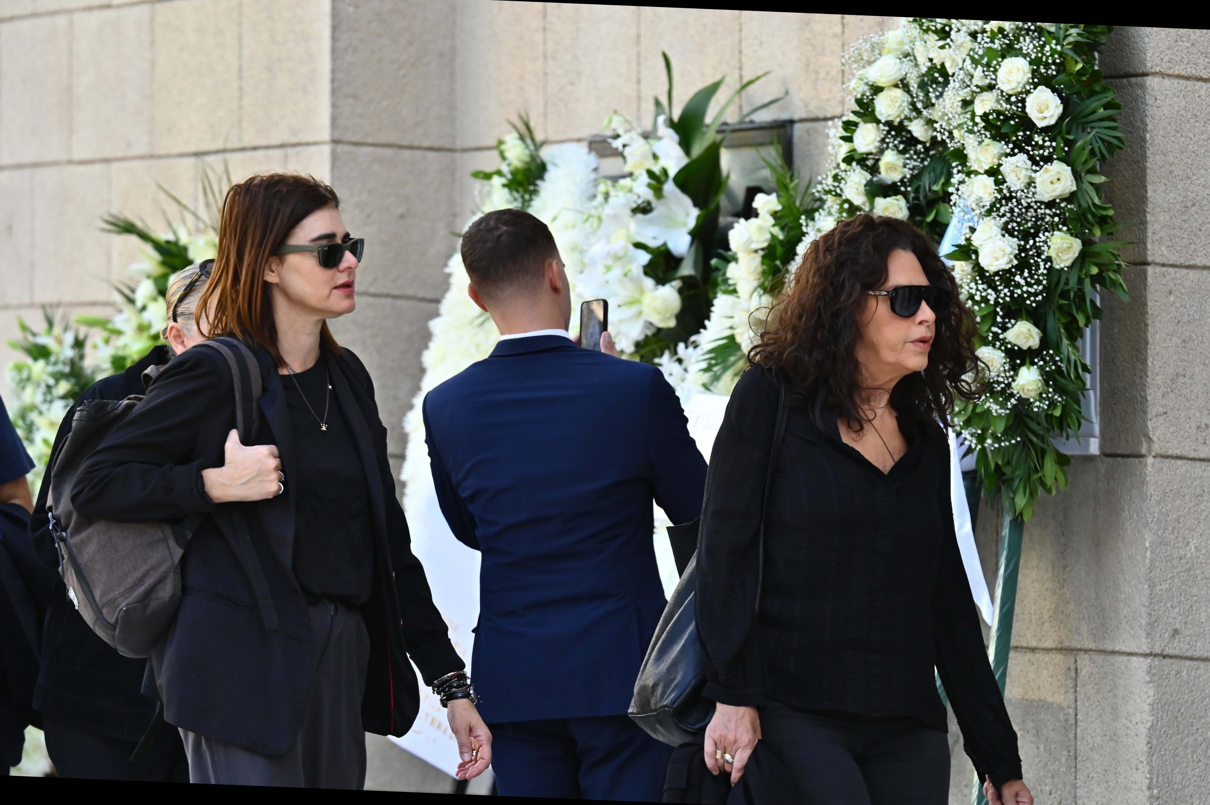 Διονύσης Σαββόπουλος: Μελωδίες και χειροκροτήματα στο «ύστατο χαίρε»-14