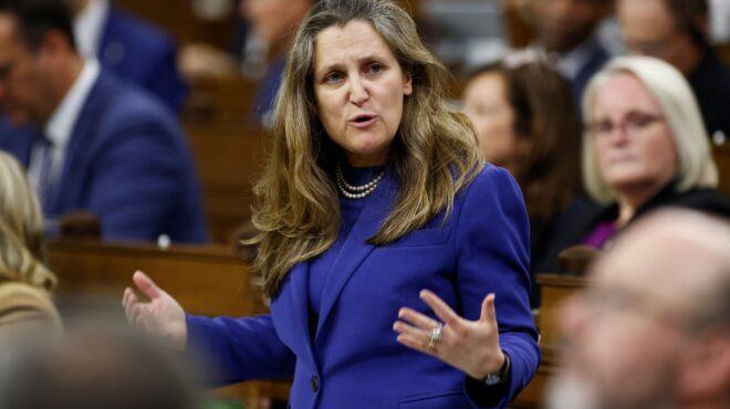 μεγάλα-περιθώρια-για-συνεργασία-ελλά-563869396