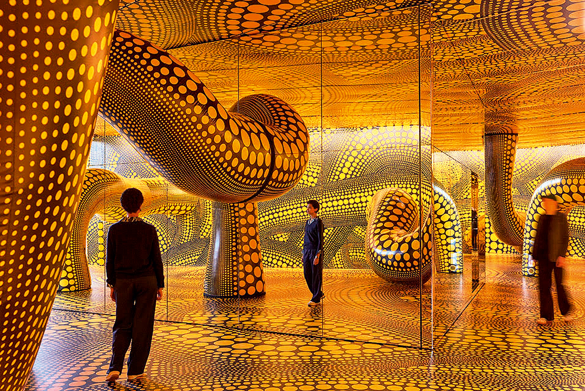 Μια βιβλιοθήκη στο μετρό της Βαρσοβίας-1