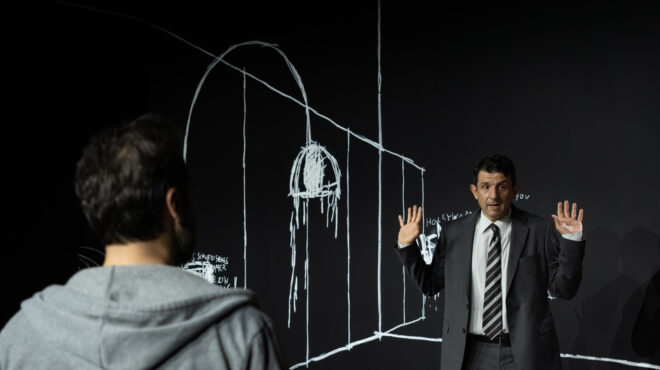 από-τι-κινδυνεύει-η-αλήθεια-563869171