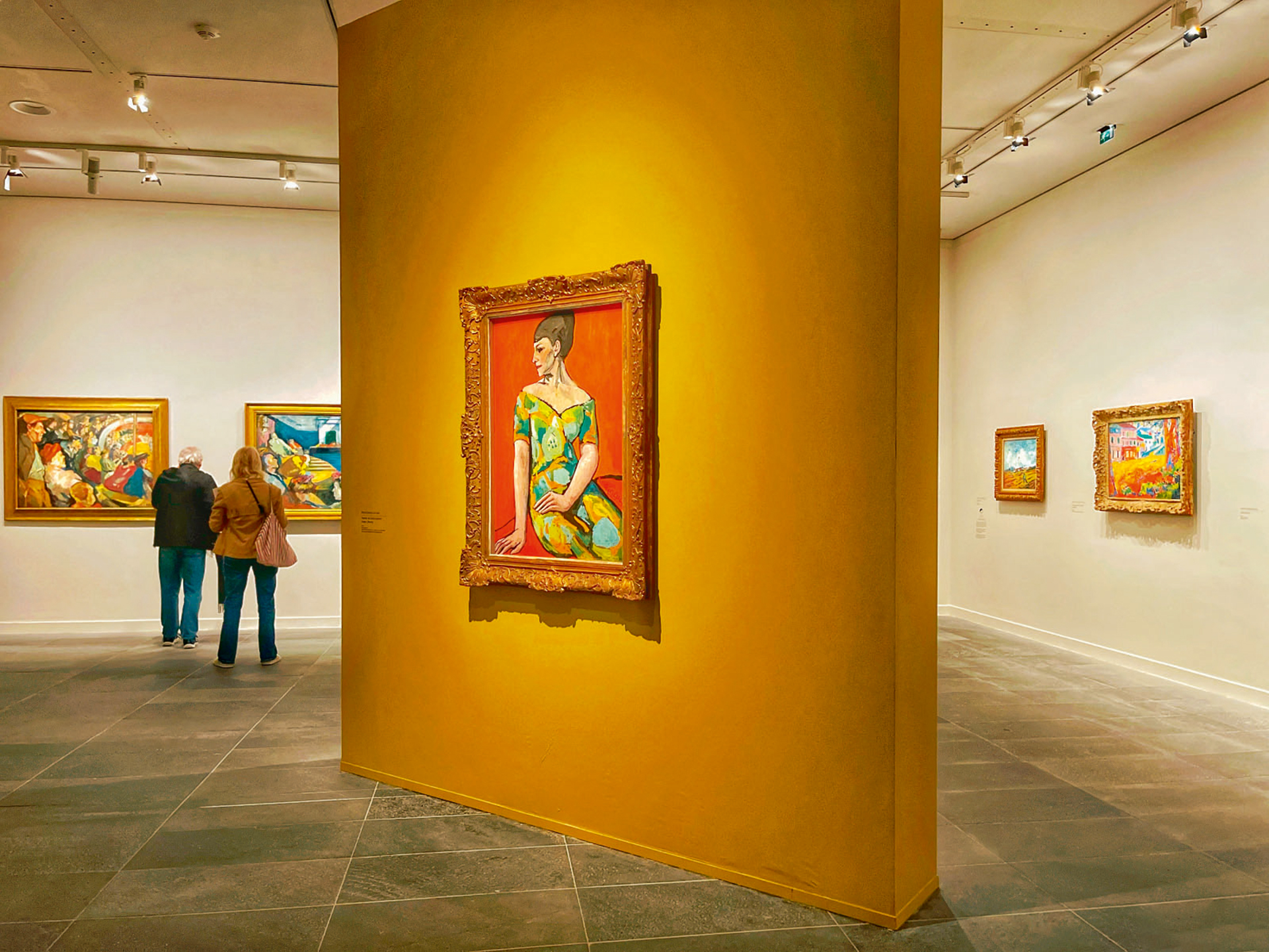 Μια βιβλιοθήκη στο μετρό της Βαρσοβίας-4