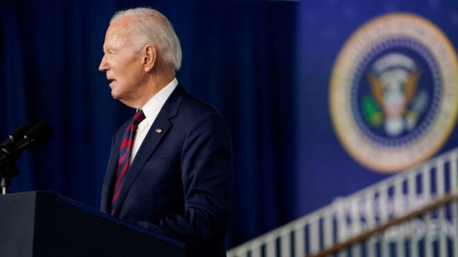 τζο-μπάιντεν-υποβάλλεται-σε-ακτινοθε-563862796