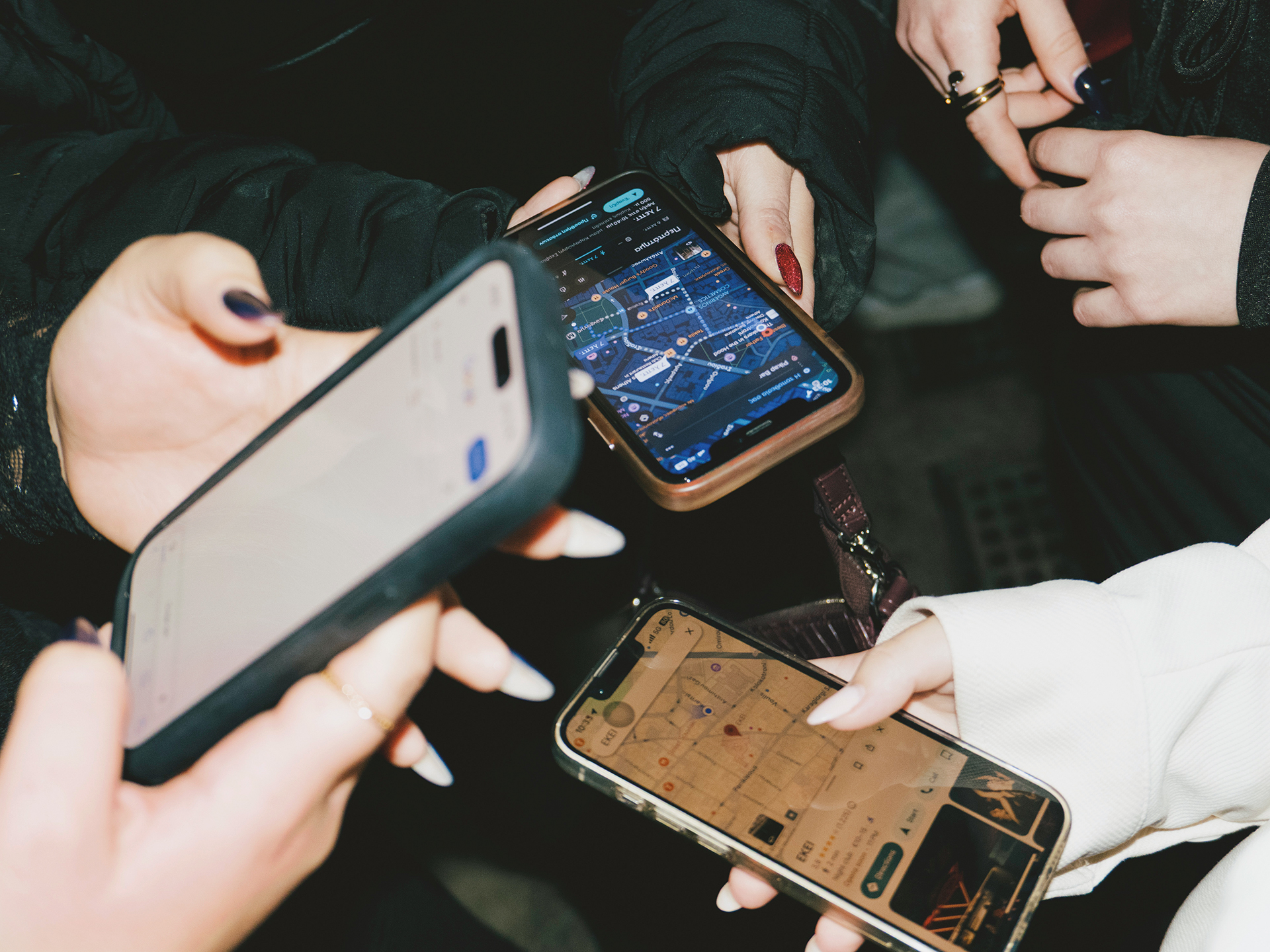 Οι νύχτες των εφήβων: Τα παιδιά διασκεδάζουν, οι γονείς αγωνιούν-3