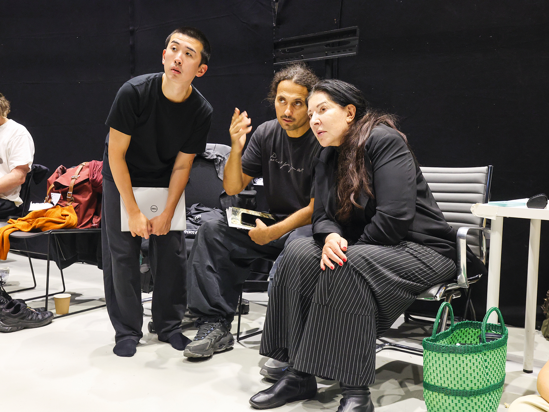 Εδώ μυρίζει Βαλκάνια-4