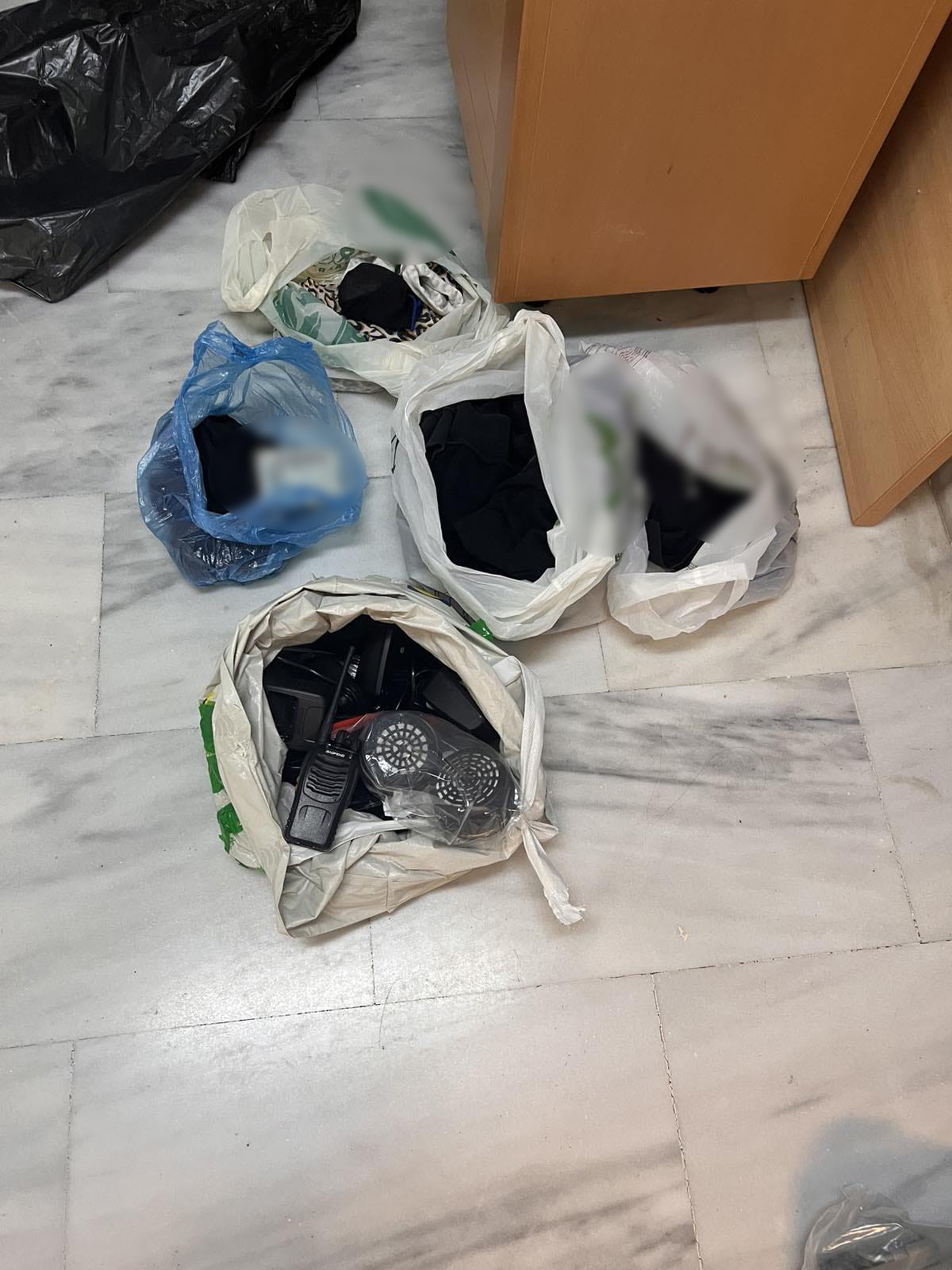 Ηράκλειο: Εξι συλλήψεις για την επίθεση σε Βορίδη – Τι βρήκε η ΕΛ.ΑΣ. στην κατάληψη «Ευαγγελισμός»-4