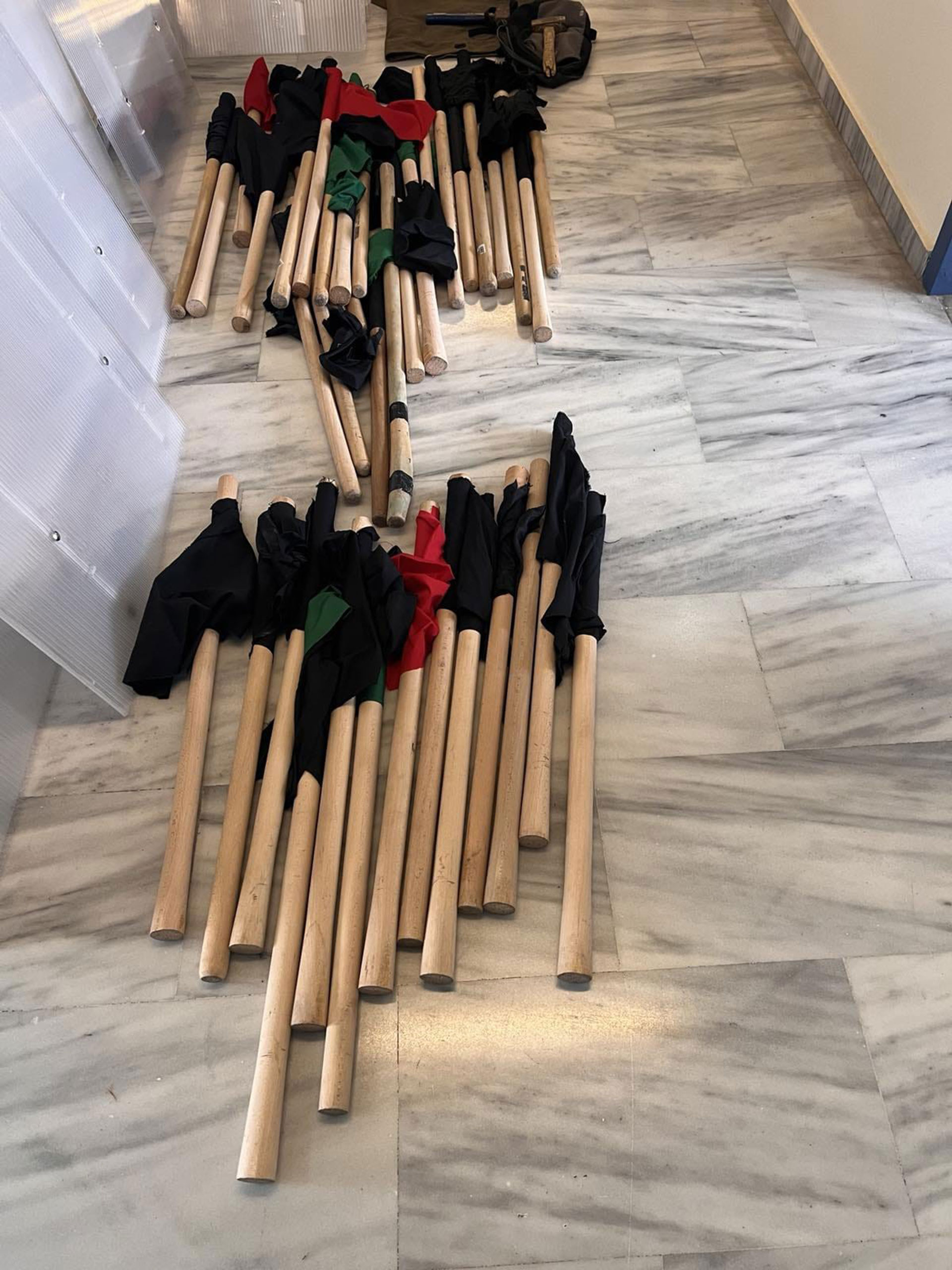 Ηράκλειο: Εξι συλλήψεις για την επίθεση σε Βορίδη – Τι βρήκε η ΕΛ.ΑΣ. στην κατάληψη «Ευαγγελισμός»-1