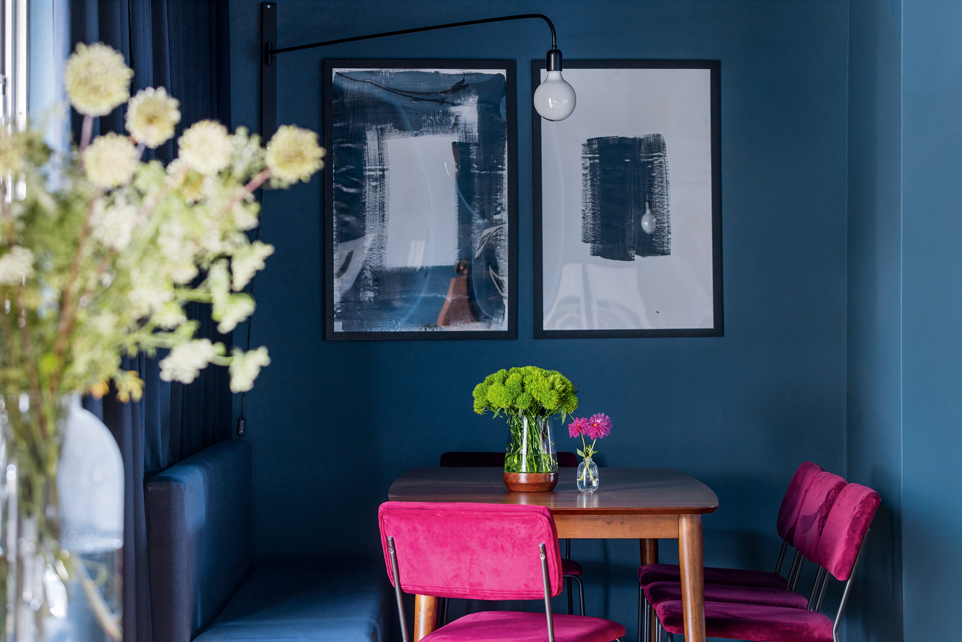 Ενα μπλε ρετιρέ που θυμίζει γκαλερί στο Παγκράτι-7