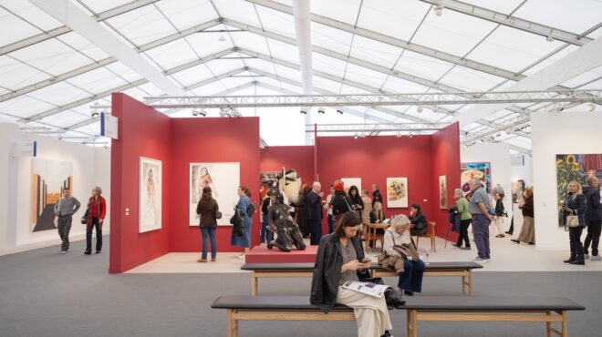 χρώμα-και-καμβάς-στο-προσκήνιο-563878273