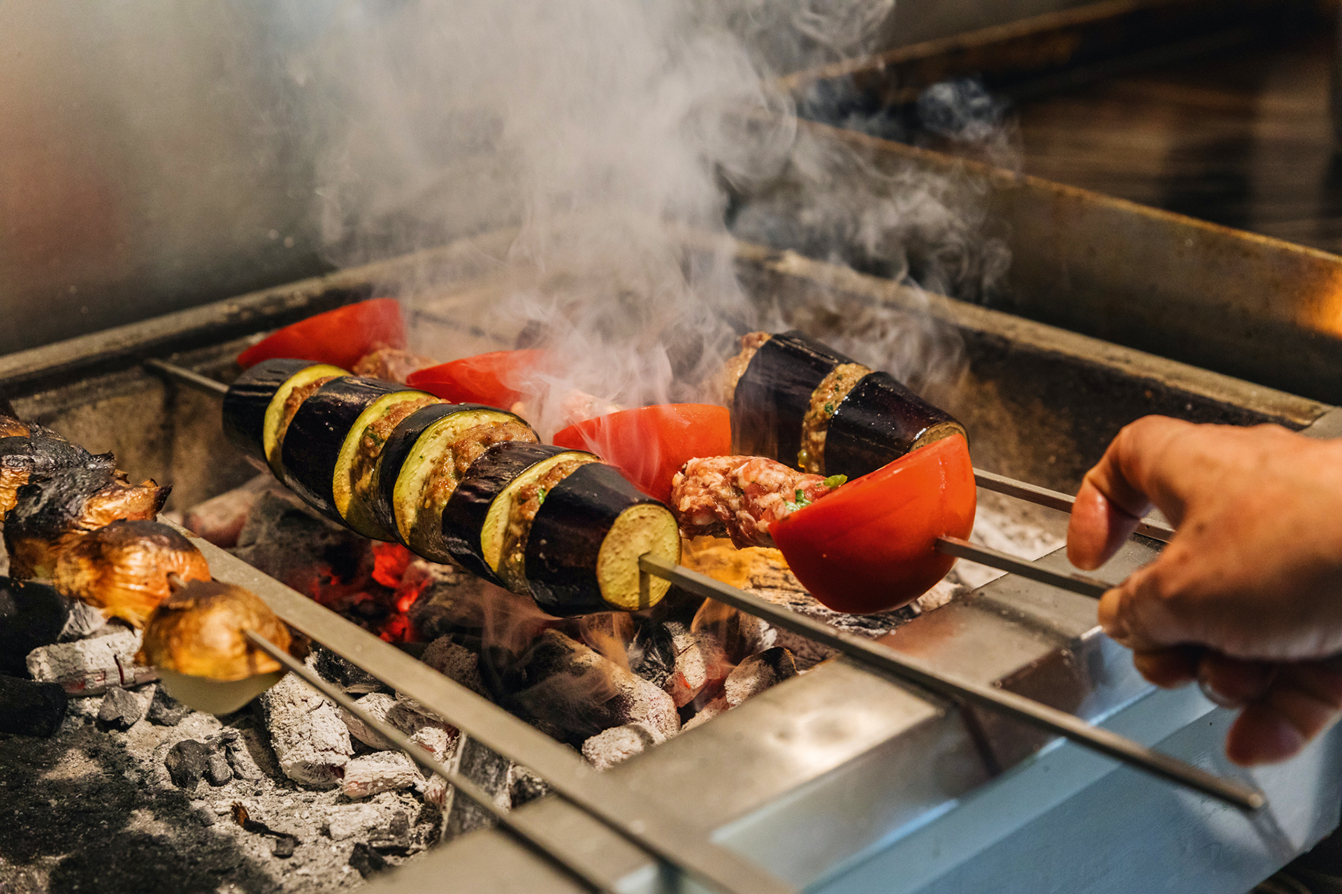 Τα καλύτερα «ανατολίτικα» ταβερνάκια της Αθήνας-4