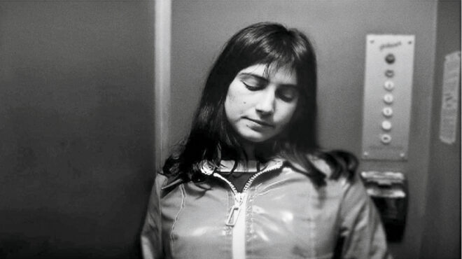 δέκα-φορές-η-σαντάλ-563874433