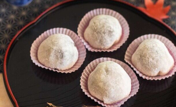 daifuku-mochi-563881102