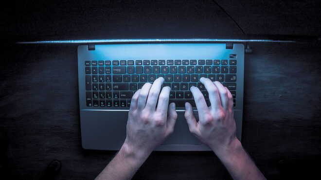 αντιδράσεις-για-την-πορνογραφία-μέσω-563872684