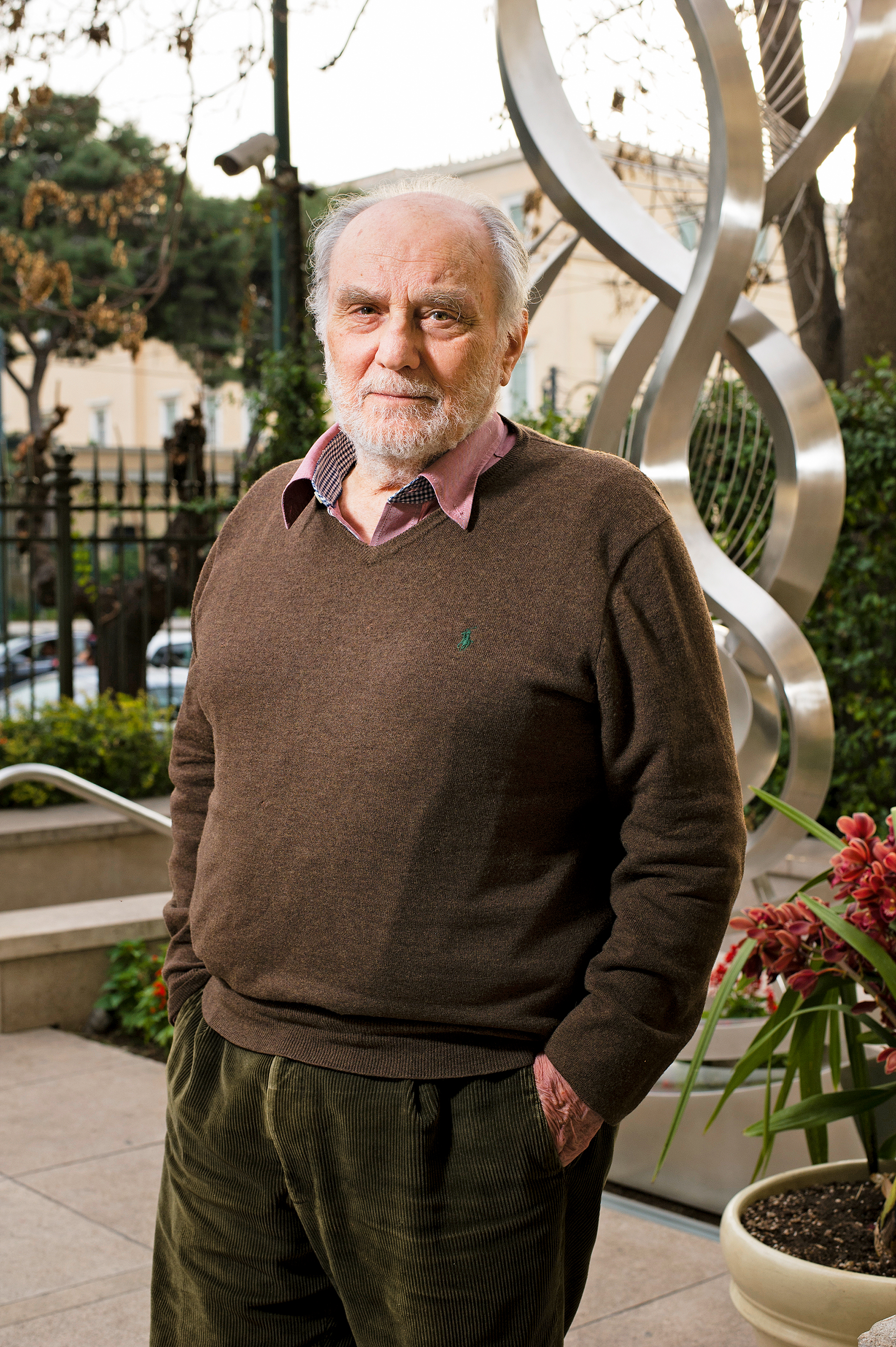 Ο εαυτός πίσω από τη ζοφερή μάσκα-1