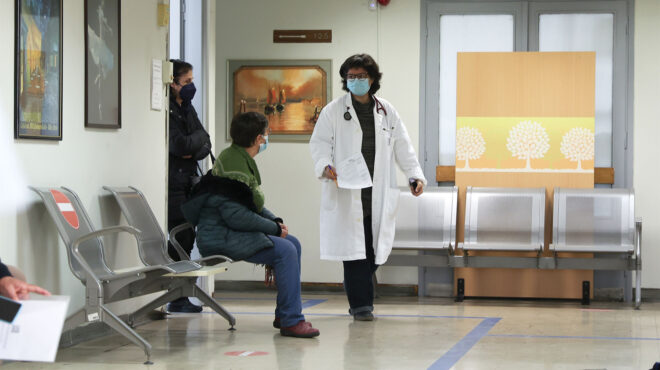 πανεπιστημιακοί-γιατροί-και-στα-κέντ-563849971