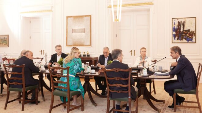 ευρωβουλευτές-ν-δ-αποσύρθηκε-η-απαράδ-563864413