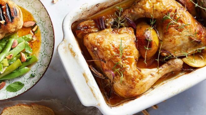 εύκολο-κοτόπουλο-φούρνου-με-ψητά-λεμό-563863648