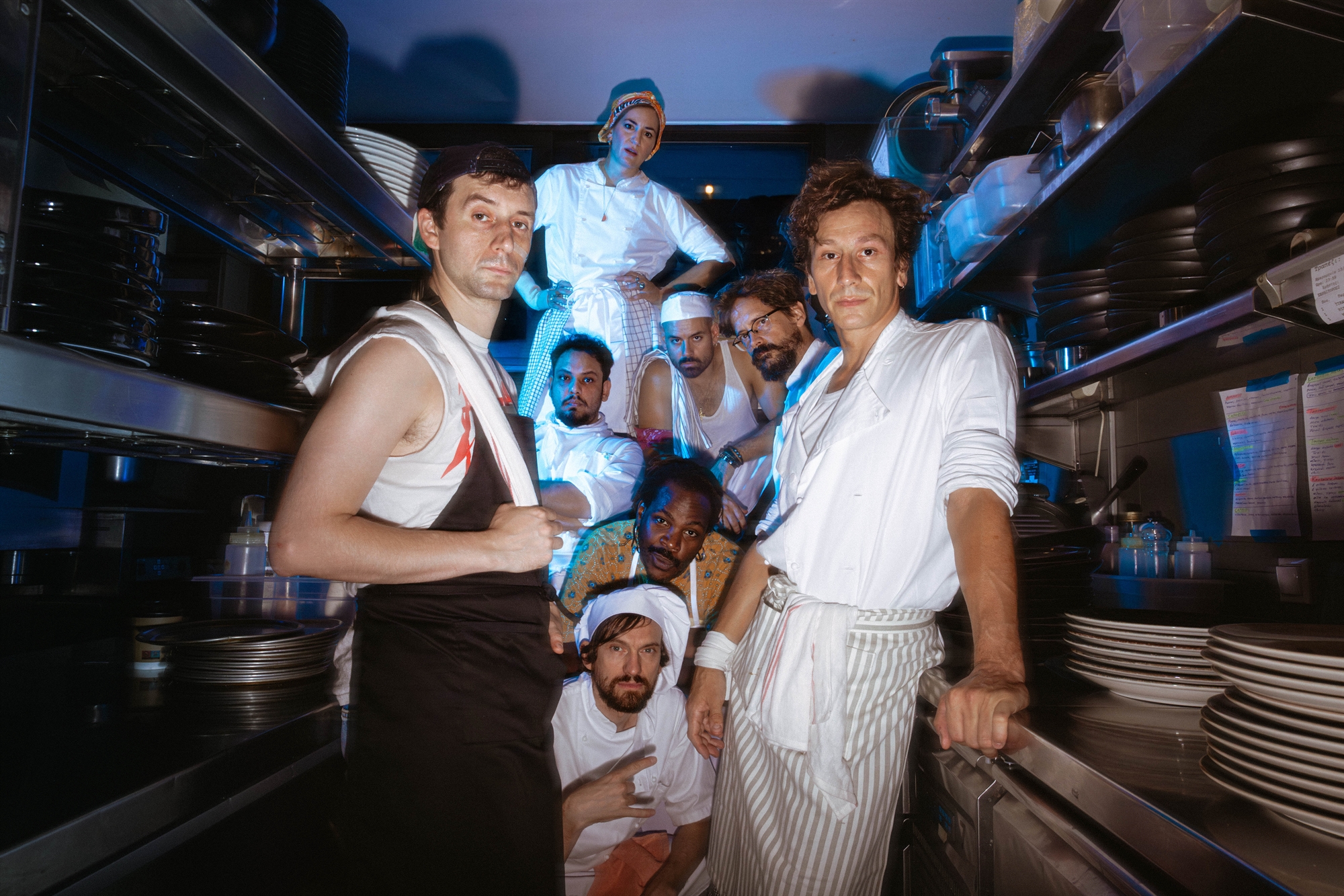 Ολος ο κόσμος μια κουζίνα-1